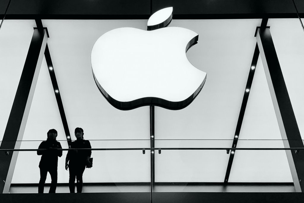 In order not to endanger the security of its employees unnecessarily, Apple stores in China will remain closed