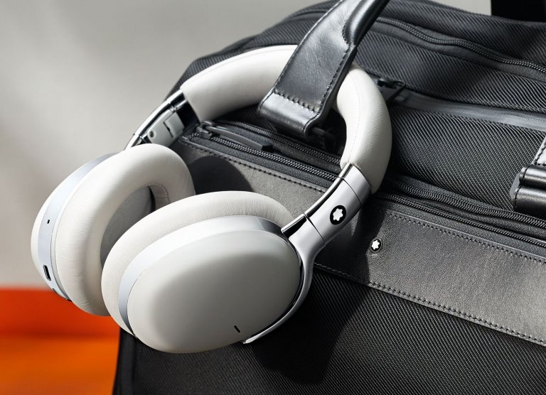 Montblanc MB 01: The fashion brand presents wireless over-ear headphones with ANC